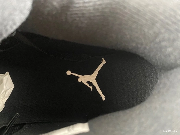 THUNDER' FQ8138- Breathable 'WHITE JORDAN AIR 4 5800 443 RETRO 0901